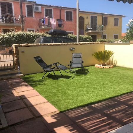 Lucrezia Apartment Valledoria  Bagian luar foto