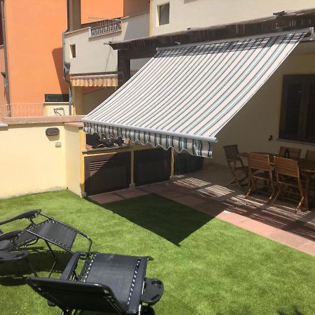 Lucrezia Apartment Valledoria  Bagian luar foto